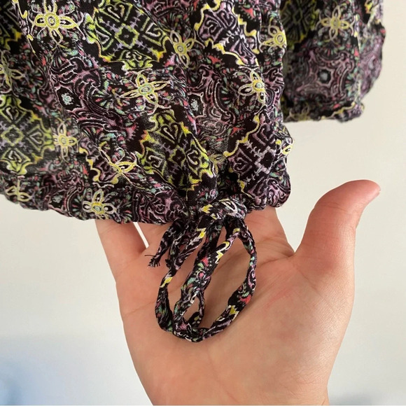 Free People Cropped Mandala Blouse Size Small - Picture 2 of 9